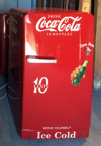 Nevera Coca-Cola antigua recuperada